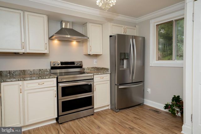 9203 SHEFFIELD HUNT CT, Lorton, VA 22079