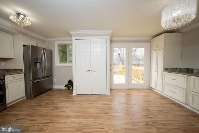 9203 SHEFFIELD HUNT CT, Lorton, VA 22079