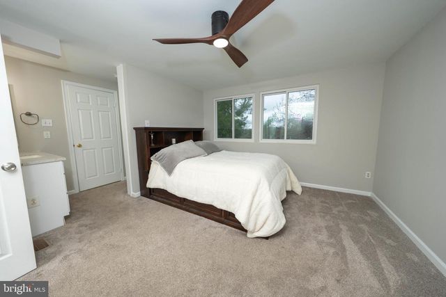 9203 SHEFFIELD HUNT CT, Lorton, VA 22079