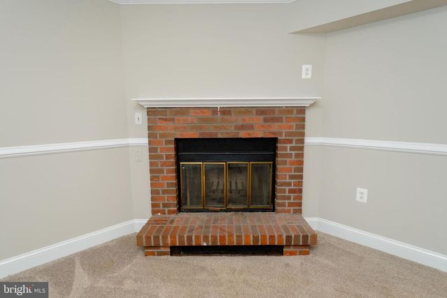 9203 SHEFFIELD HUNT CT, Lorton, VA 22079