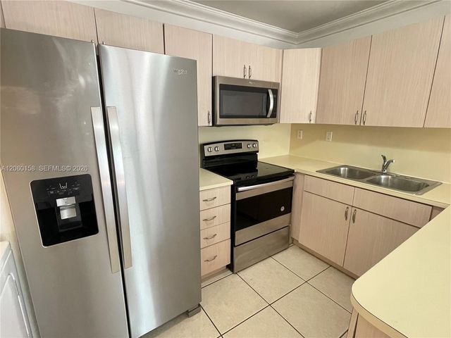 7640 SW 153rd Ct 101, Miami, FL 33193