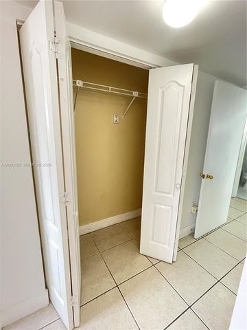 7640 SW 153rd Ct 101, Miami, FL 33193