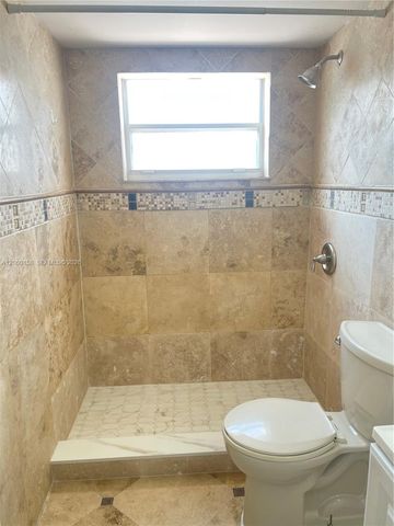 7640 SW 153rd Ct 101, Miami, FL 33193