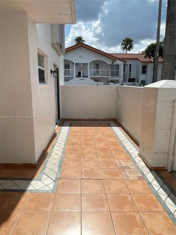 7640 SW 153rd Ct 101, Miami, FL 33193