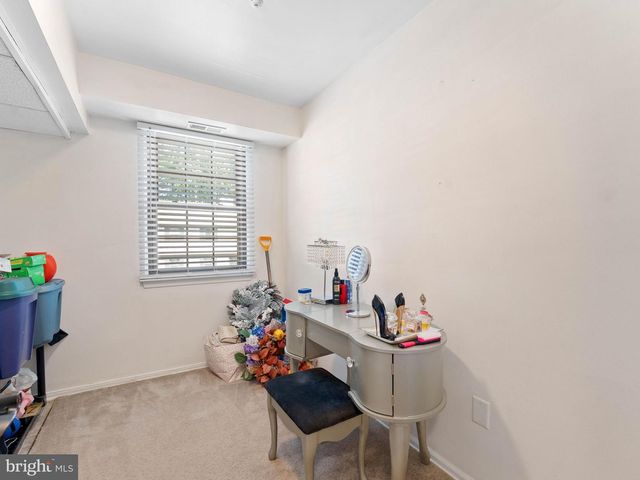 4 LYMAN HALL BLDG, Turnersville, NJ 08012