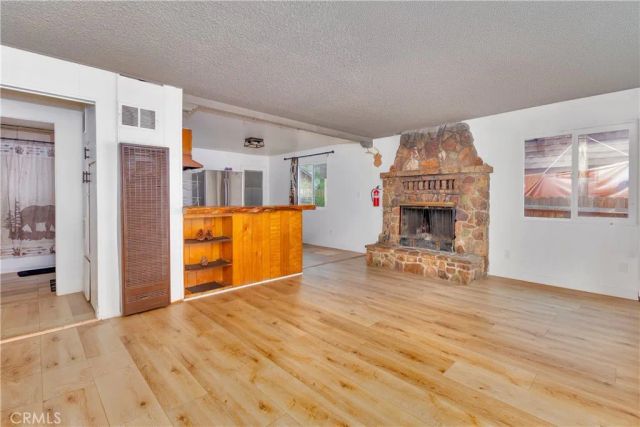 360 Maple Lane, Sugarloaf, CA 92386