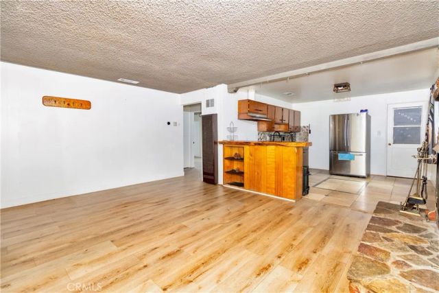 360 Maple Lane, Sugarloaf, CA 92386