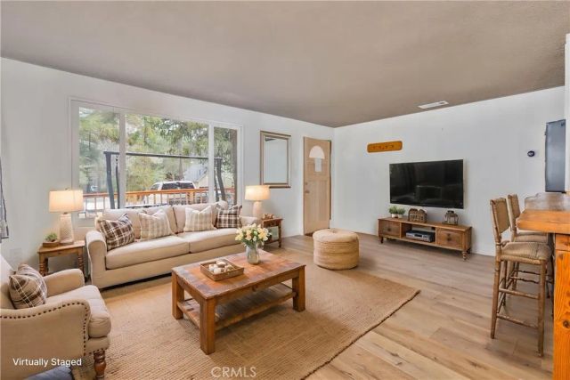 360 Maple Lane, Sugarloaf, CA 92386
