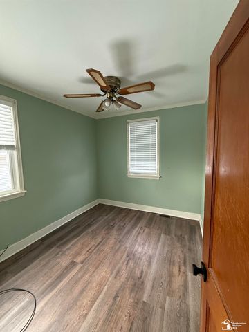 35247 Currier Street, Wayne, MI 48184