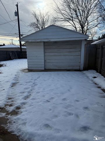 35247 Currier Street, Wayne, MI 48184