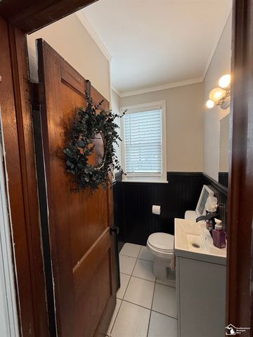 35247 Currier Street, Wayne, MI 48184