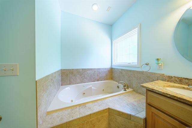 505 E Tri Lakes, Horseshoe Bend, AR 72512