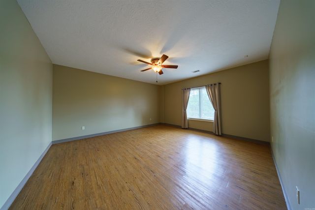 505 E Tri Lakes, Horseshoe Bend, AR 72512