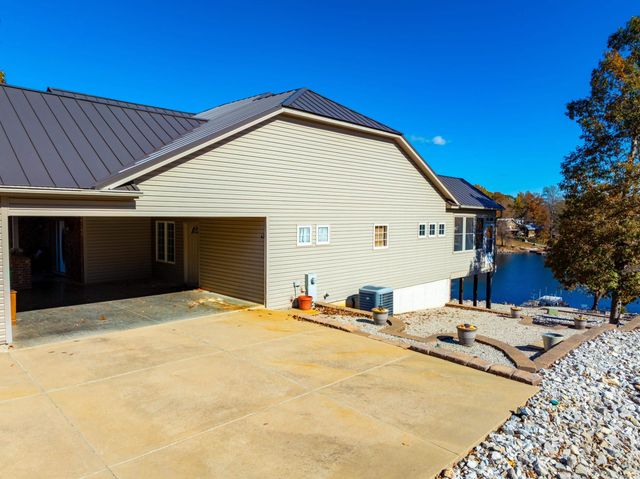 505 E Tri Lakes, Horseshoe Bend, AR 72512