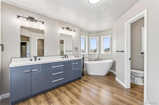 7520 Shenandoah Drive, Elizabeth, CO 80107