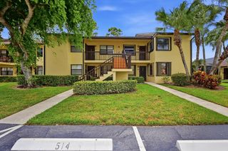 4699 E Lucerne Lakes Boulevard 206, Lake Worth, FL 33467