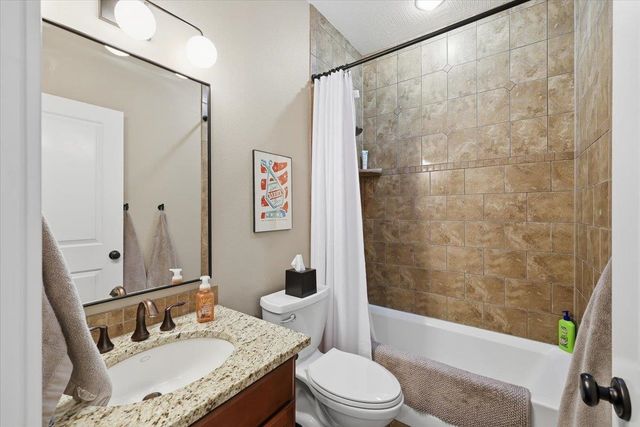 10905 N Acoma Dr, Spokane, WA 99208