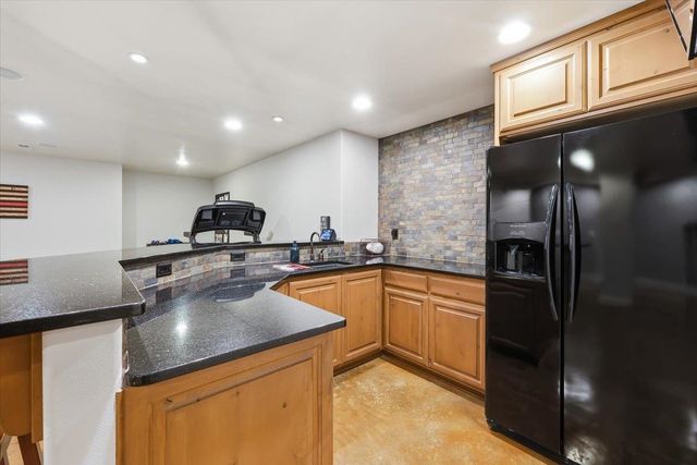 10905 N Acoma Dr, Spokane, WA 99208