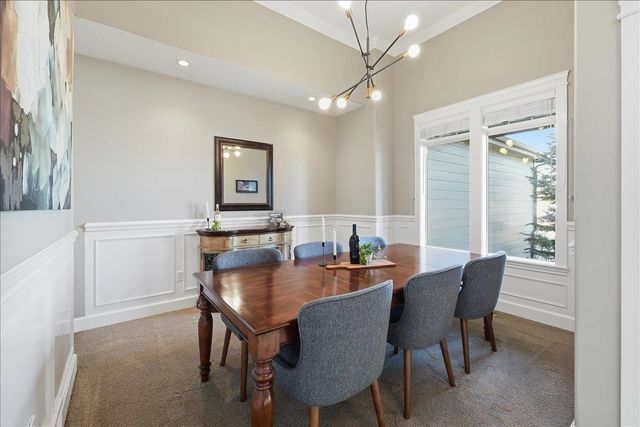 10905 N Acoma Dr, Spokane, WA 99208