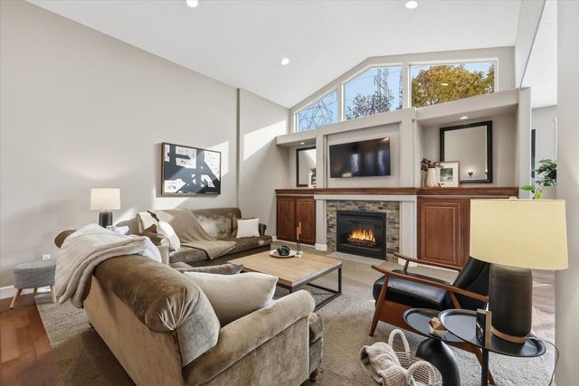 10905 N Acoma Dr, Spokane, WA 99208