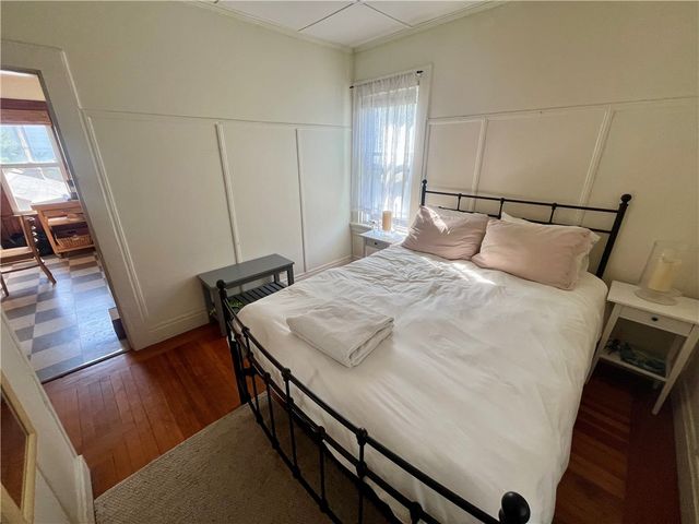 21 Dean Avenue 2, Newport, RI 02840