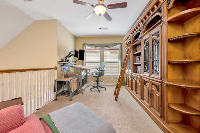 802 Little Cub Way, Euless, TX 76039