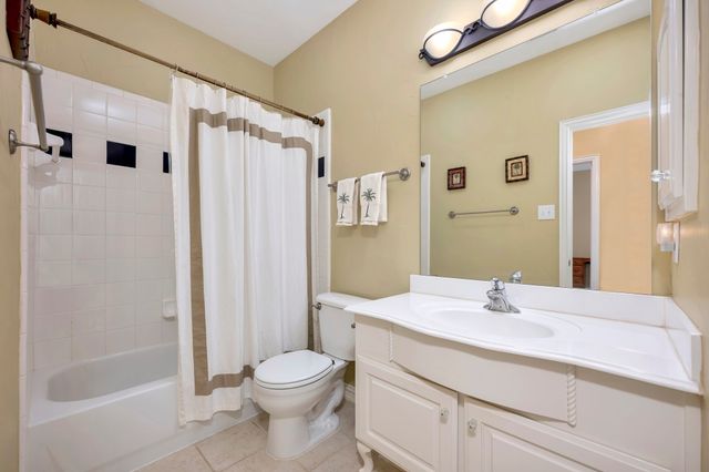 802 Little Cub Way, Euless, TX 76039