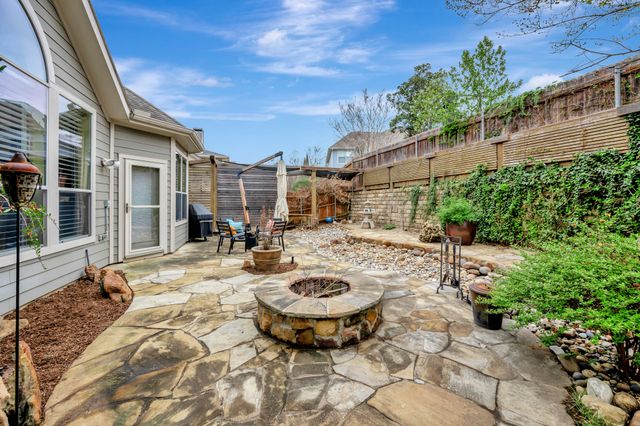 802 Little Cub Way, Euless, TX 76039