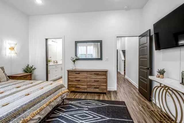 738 Douglas Ave Unit 8, Nashville, TN 37207