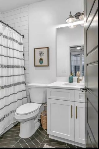 738 Douglas Ave Unit 8, Nashville, TN 37207