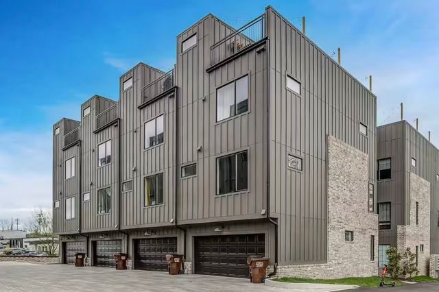 738 Douglas Ave Unit 8, Nashville, TN 37207