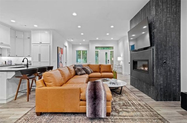 6 Upton Lane, Bella Vista, AR 72714