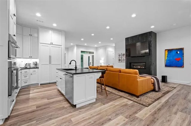 6 Upton Lane, Bella Vista, AR 72714