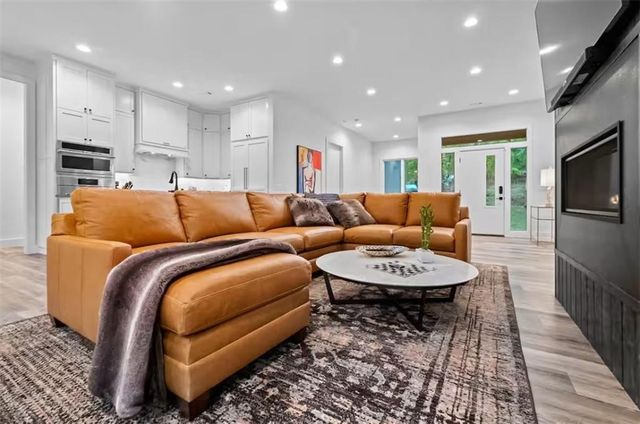 6 Upton Lane, Bella Vista, AR 72714