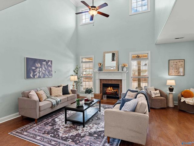 6711 Station View Drive, Owens Cross Roads, AL 35763