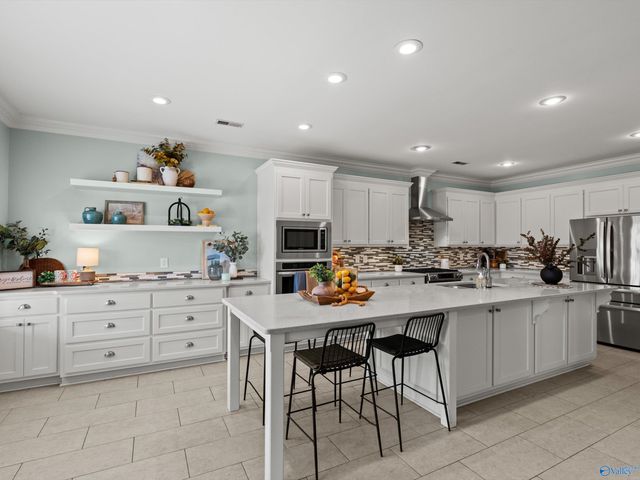 6711 Station View Drive, Owens Cross Roads, AL 35763