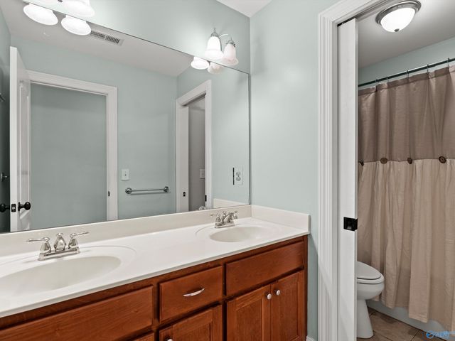 6711 Station View Drive, Owens Cross Roads, AL 35763