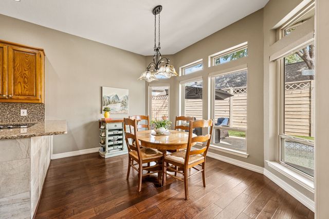 2736 Woodbridge Drive, Hurst, TX 76054
