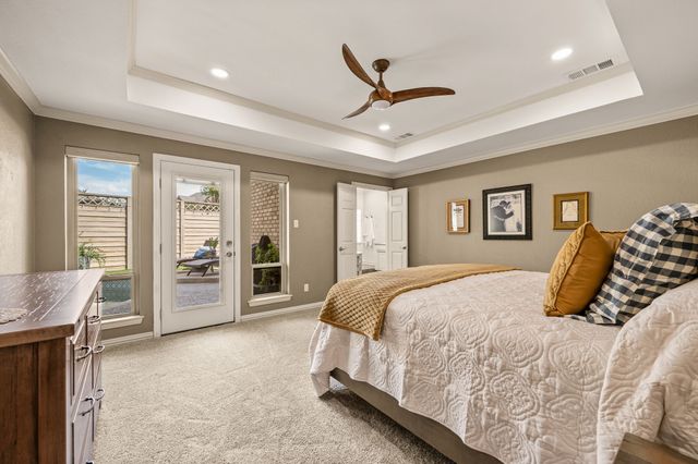2736 Woodbridge Drive, Hurst, TX 76054