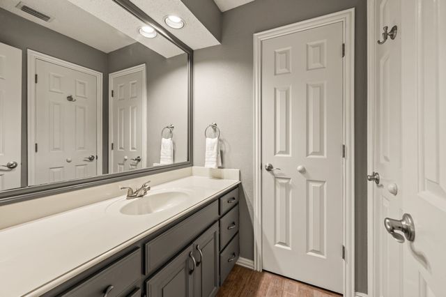 2736 Woodbridge Drive, Hurst, TX 76054