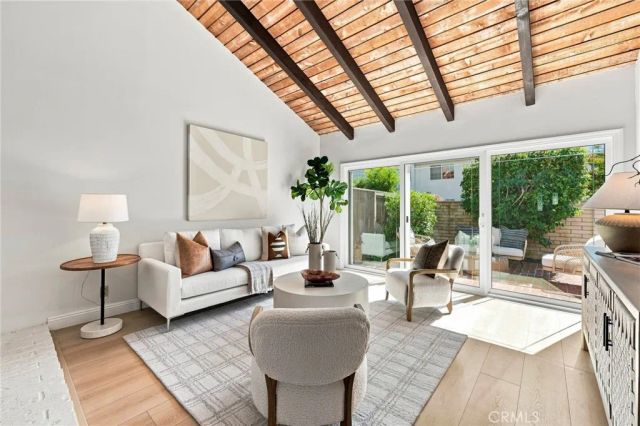 52 Acacia Tree Lane, Irvine, CA 92612
