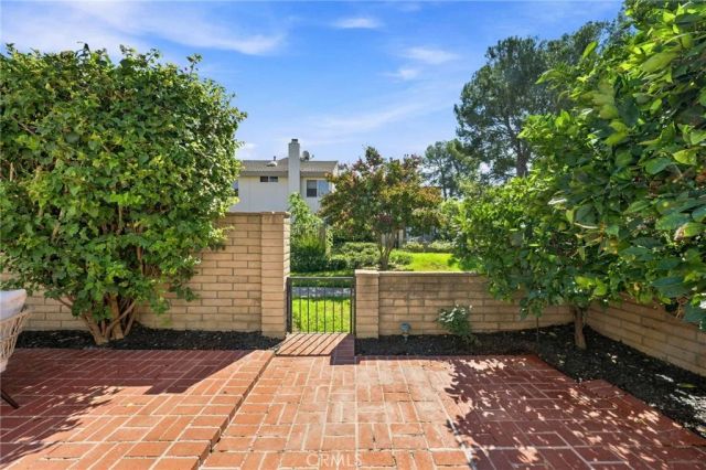 52 Acacia Tree Lane, Irvine, CA 92612
