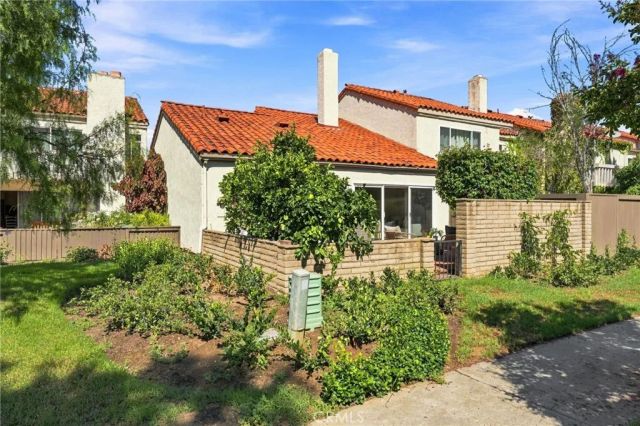 52 Acacia Tree Lane, Irvine, CA 92612