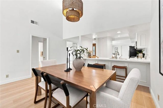 52 Acacia Tree Lane, Irvine, CA 92612