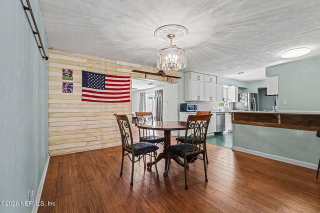 655 SW POINTVIEW Road, Keystone Heights, FL 32656