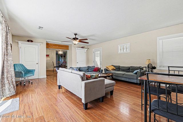 655 SW POINTVIEW Road, Keystone Heights, FL 32656