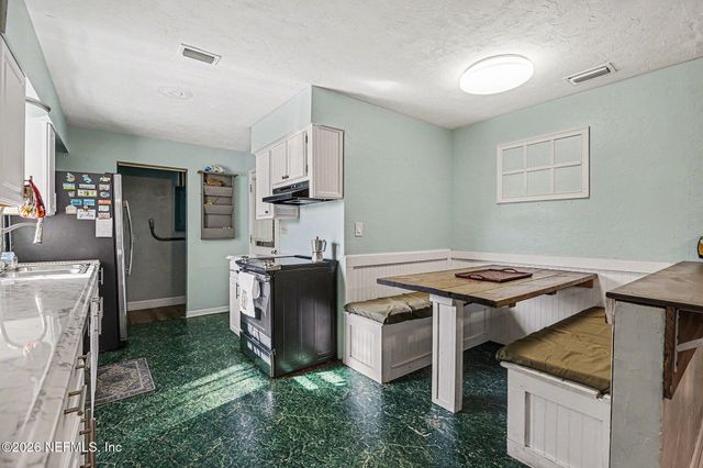 655 SW POINTVIEW Road, Keystone Heights, FL 32656