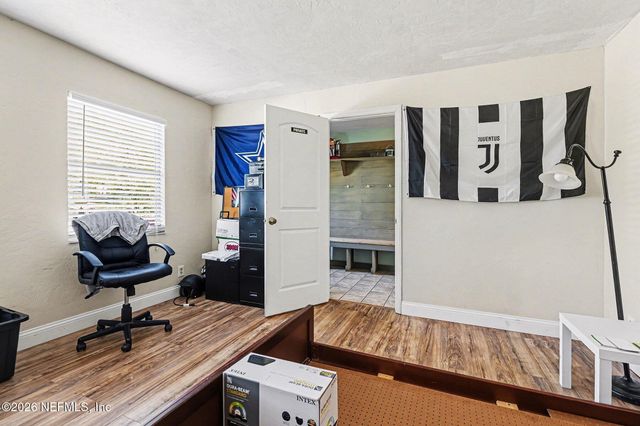 655 SW POINTVIEW Road, Keystone Heights, FL 32656