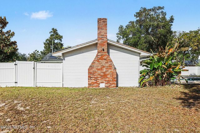 655 SW POINTVIEW Road, Keystone Heights, FL 32656
