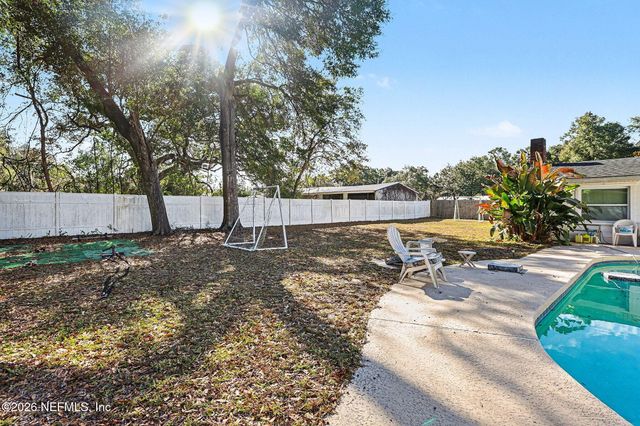 655 SW POINTVIEW Road, Keystone Heights, FL 32656